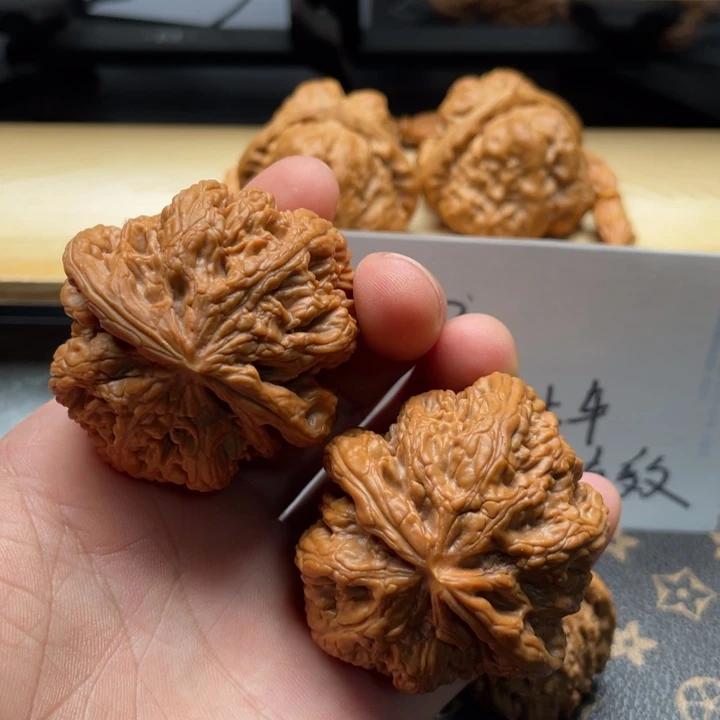 核桃大粗筋文玩核桃