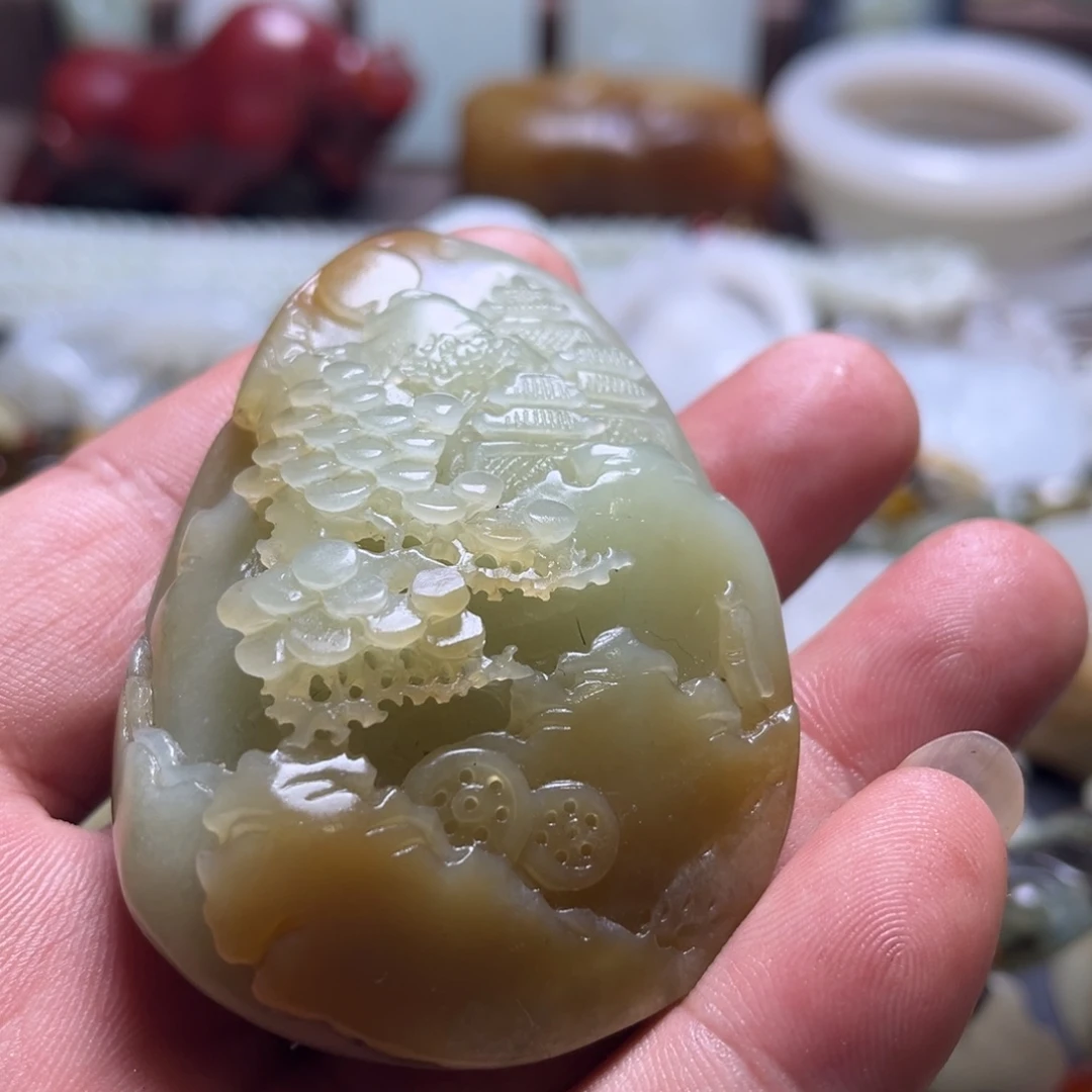 和田玉未镶嵌挂件