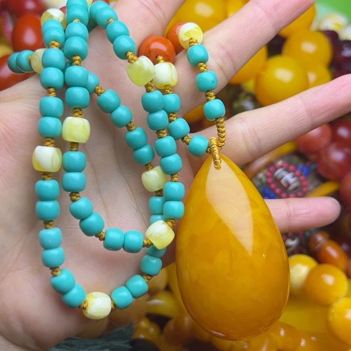 琥珀未镶嵌手链蜜蜡