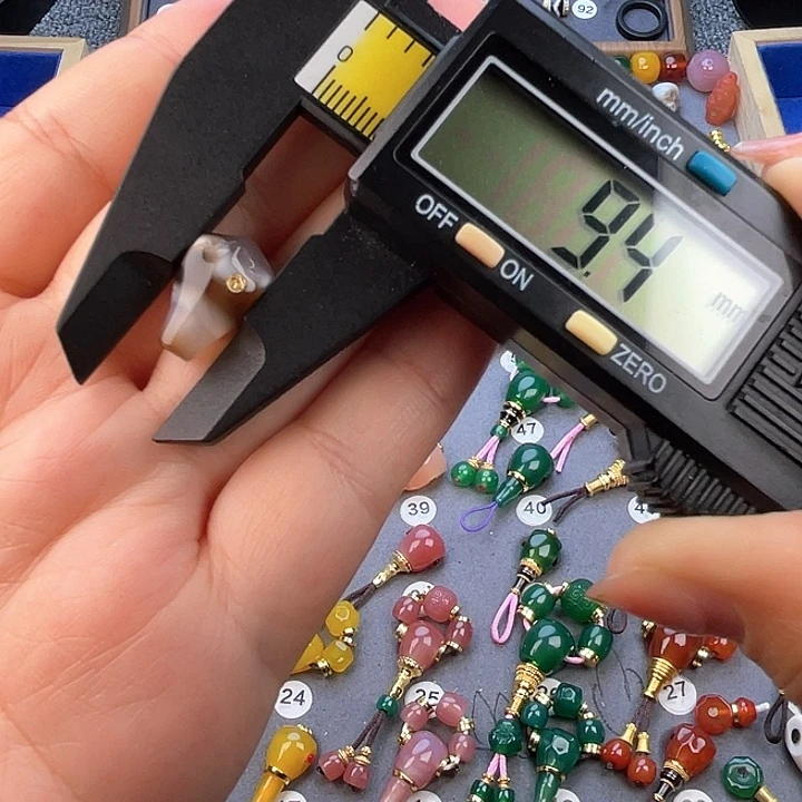 玛瑙/玉髓未镶嵌饰品