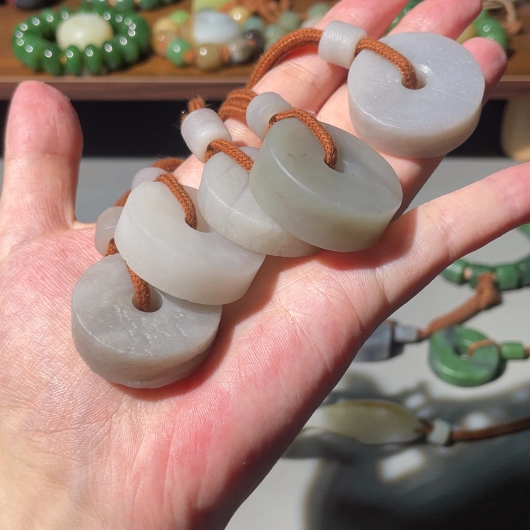 未镶嵌手链和田玉