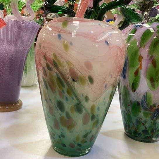 琉璃花瓶高31厘米口径9厘米