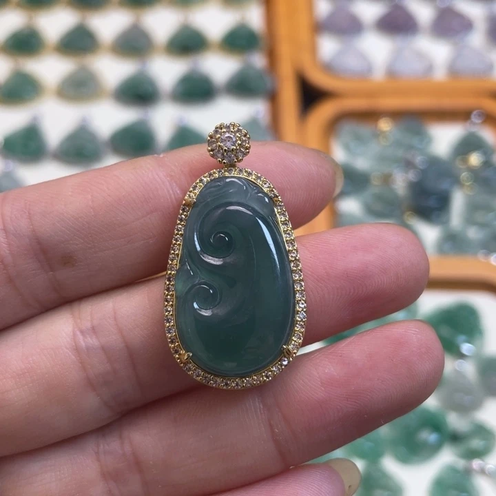 翡翠未镶嵌吊坠(不含链)123556