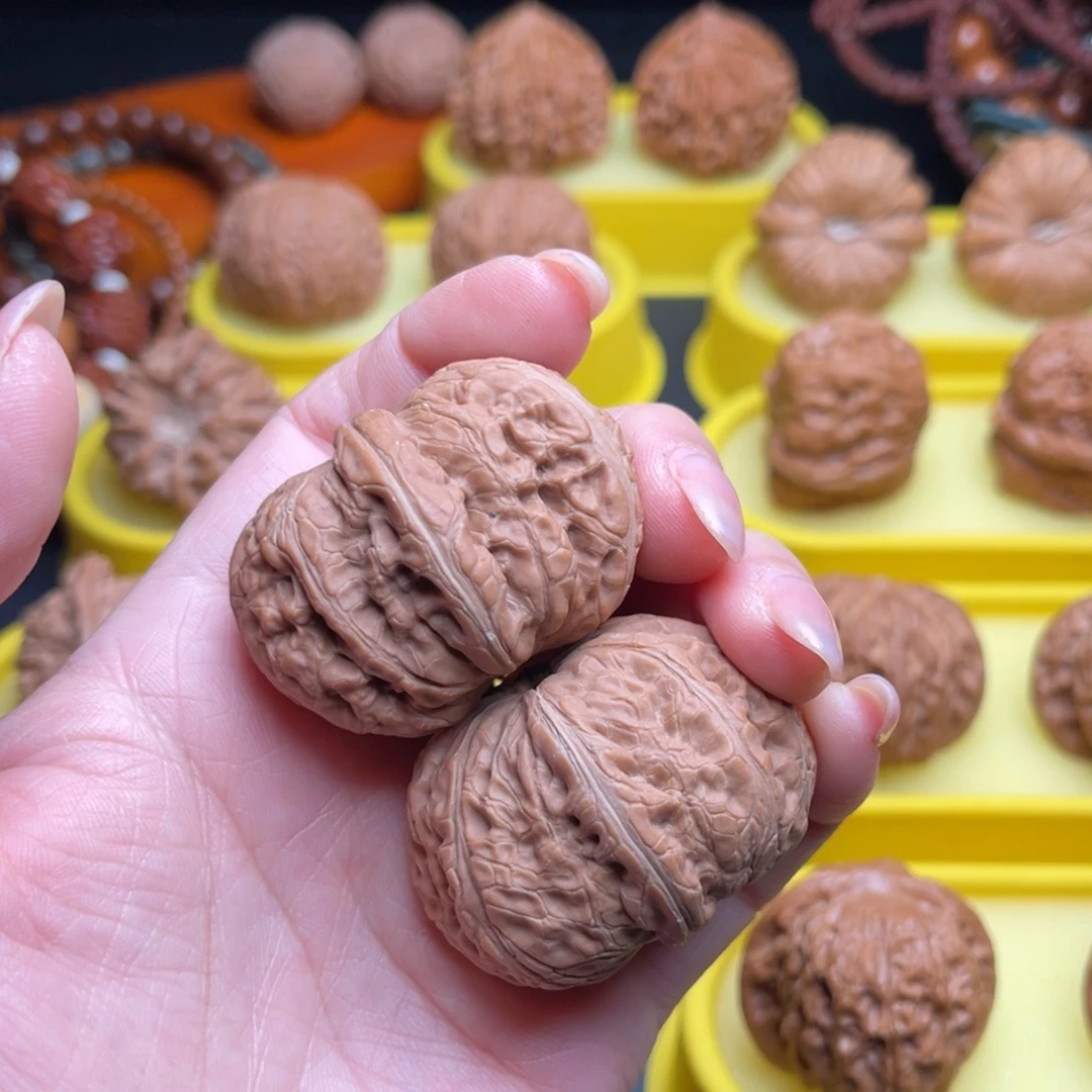 文玩核桃把件44元宝