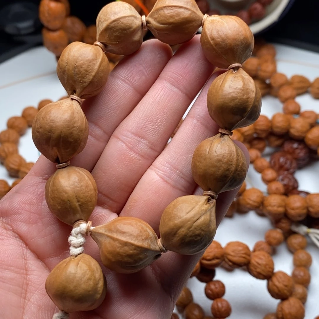 文玩核桃手串遇**！小核桃