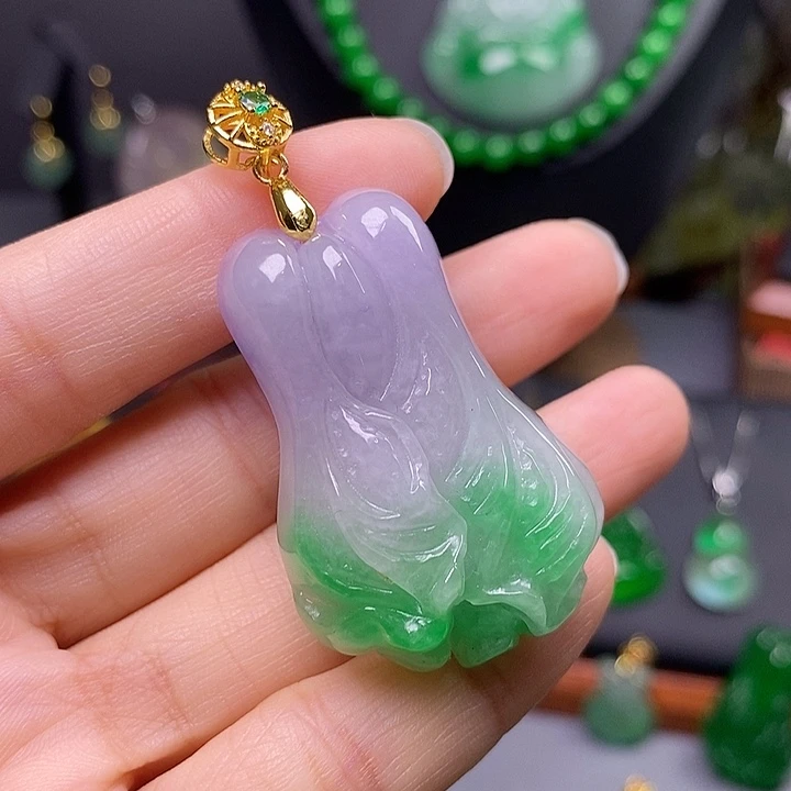 吊坠(赠链)未镶嵌翡翠