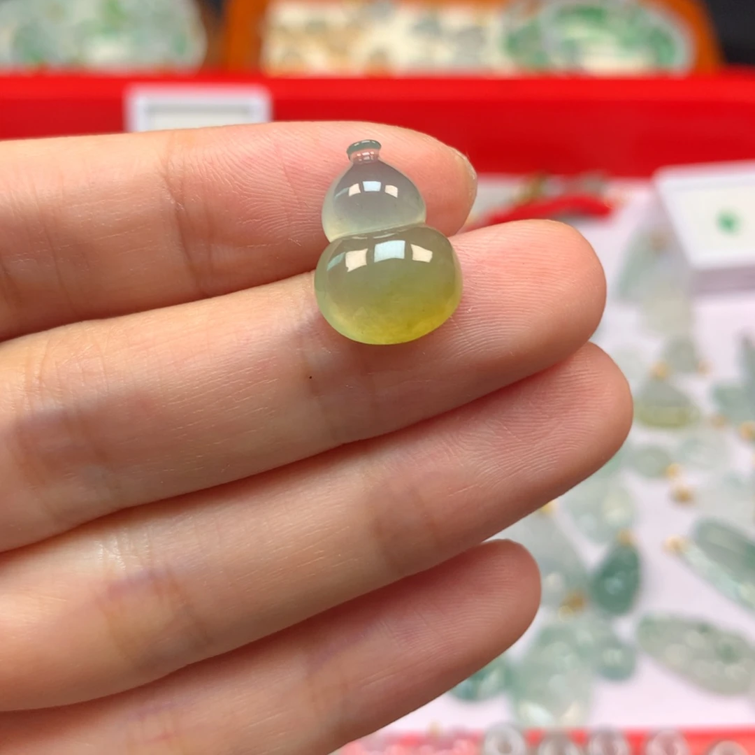 【闪购商品】吊坠(不含链)未镶嵌翡翠