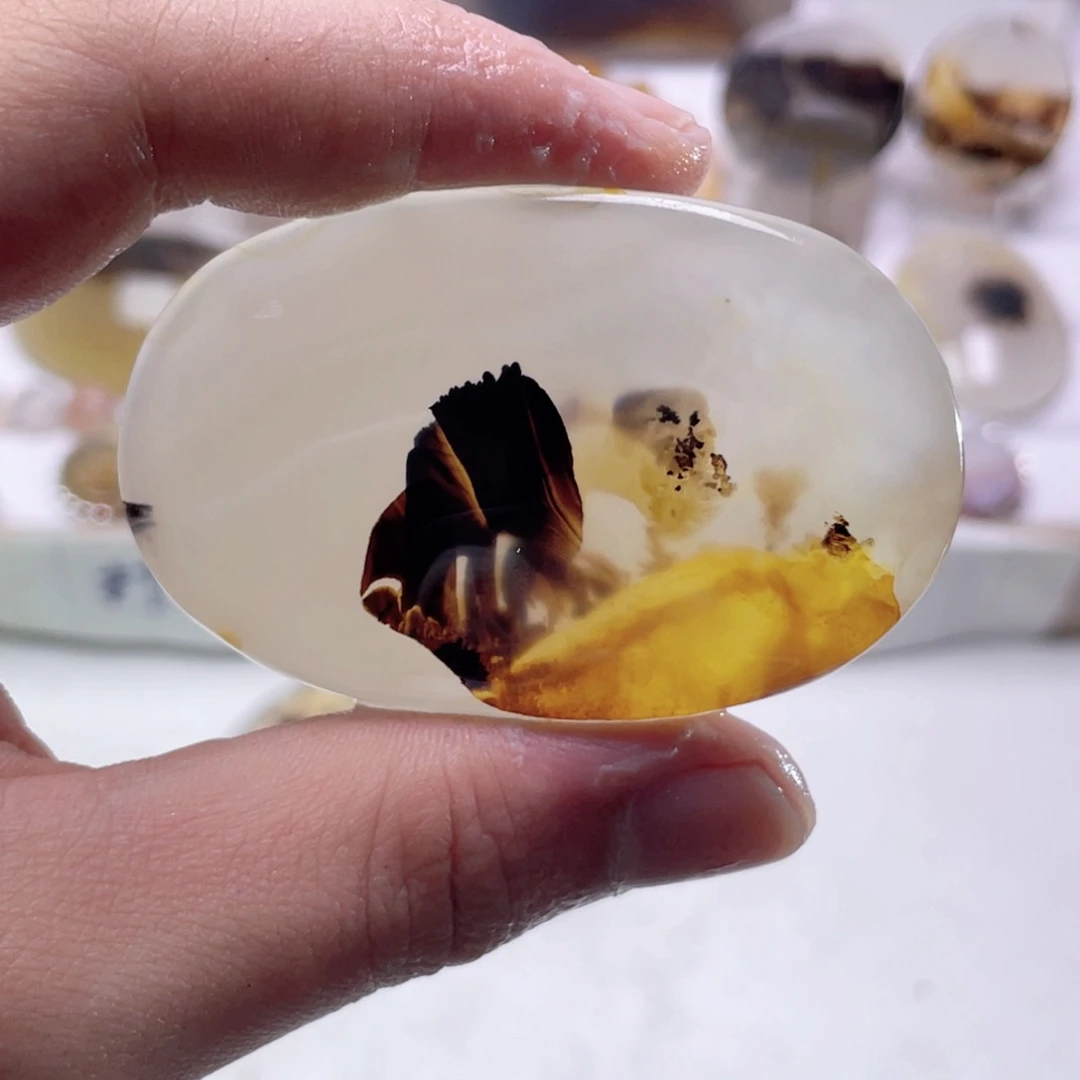 玛瑙/玉髓颈饰合金