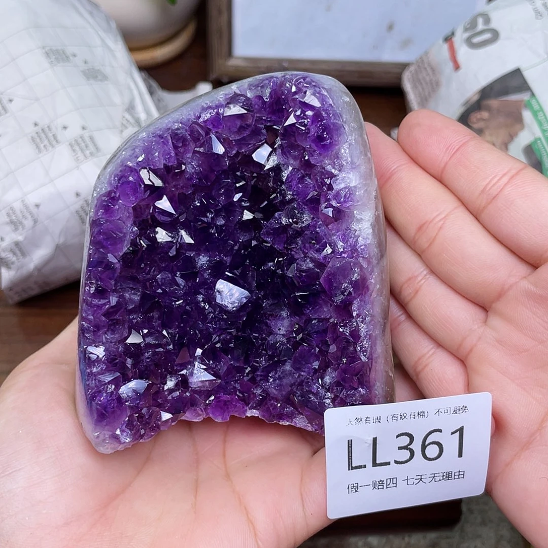 大型摆件（非配饰）未镶嵌水晶
