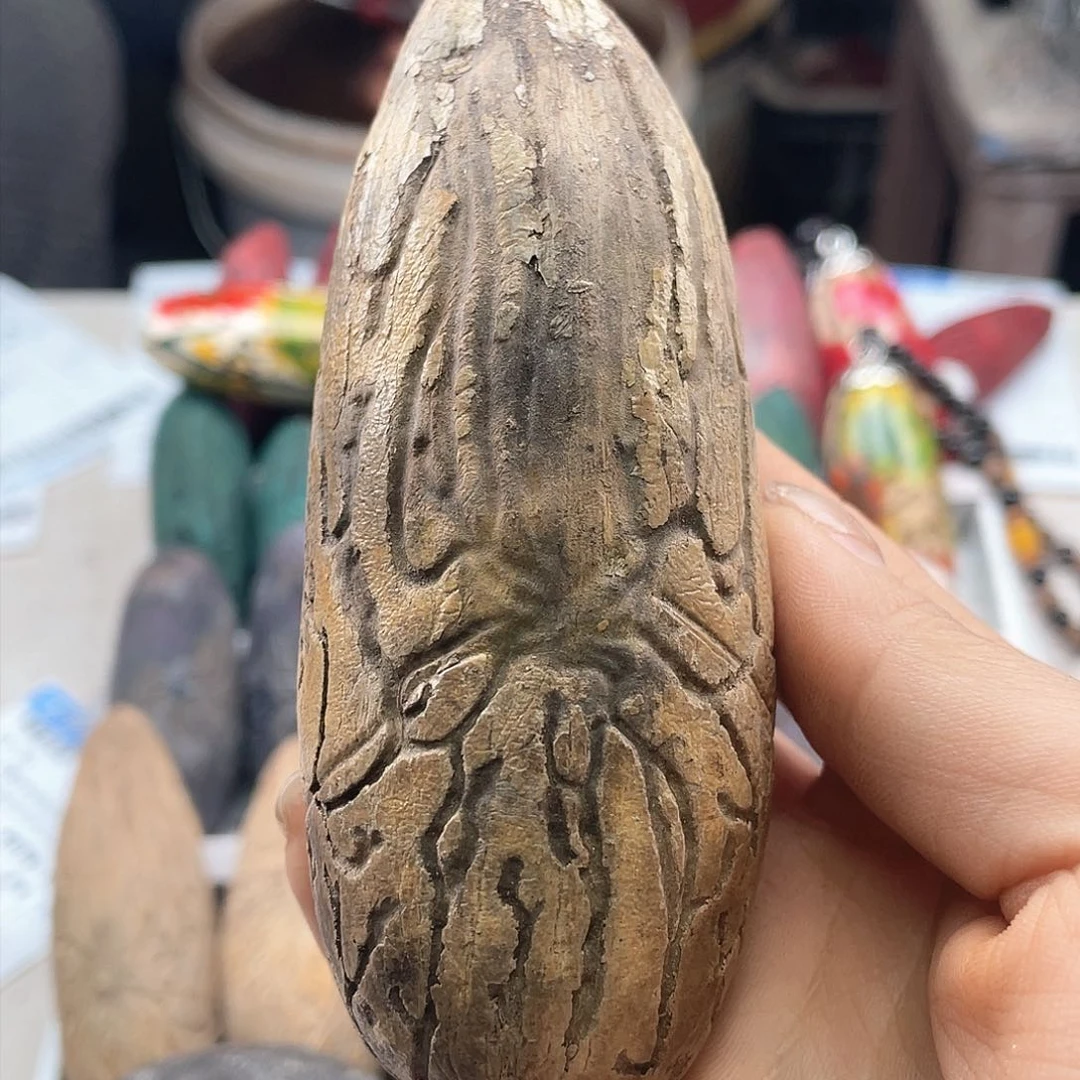 千眼菩提把件谁**？手把