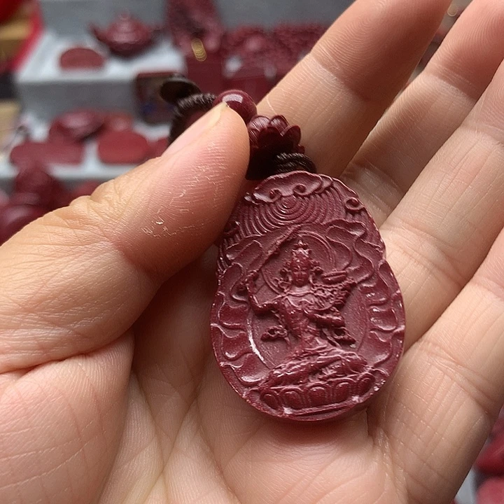 查罗石合金朱砂钥匙扣