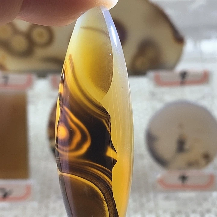 玛瑙/玉髓未镶嵌颈饰
