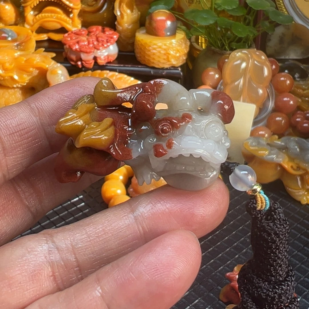 石英质玉未镶嵌颈饰