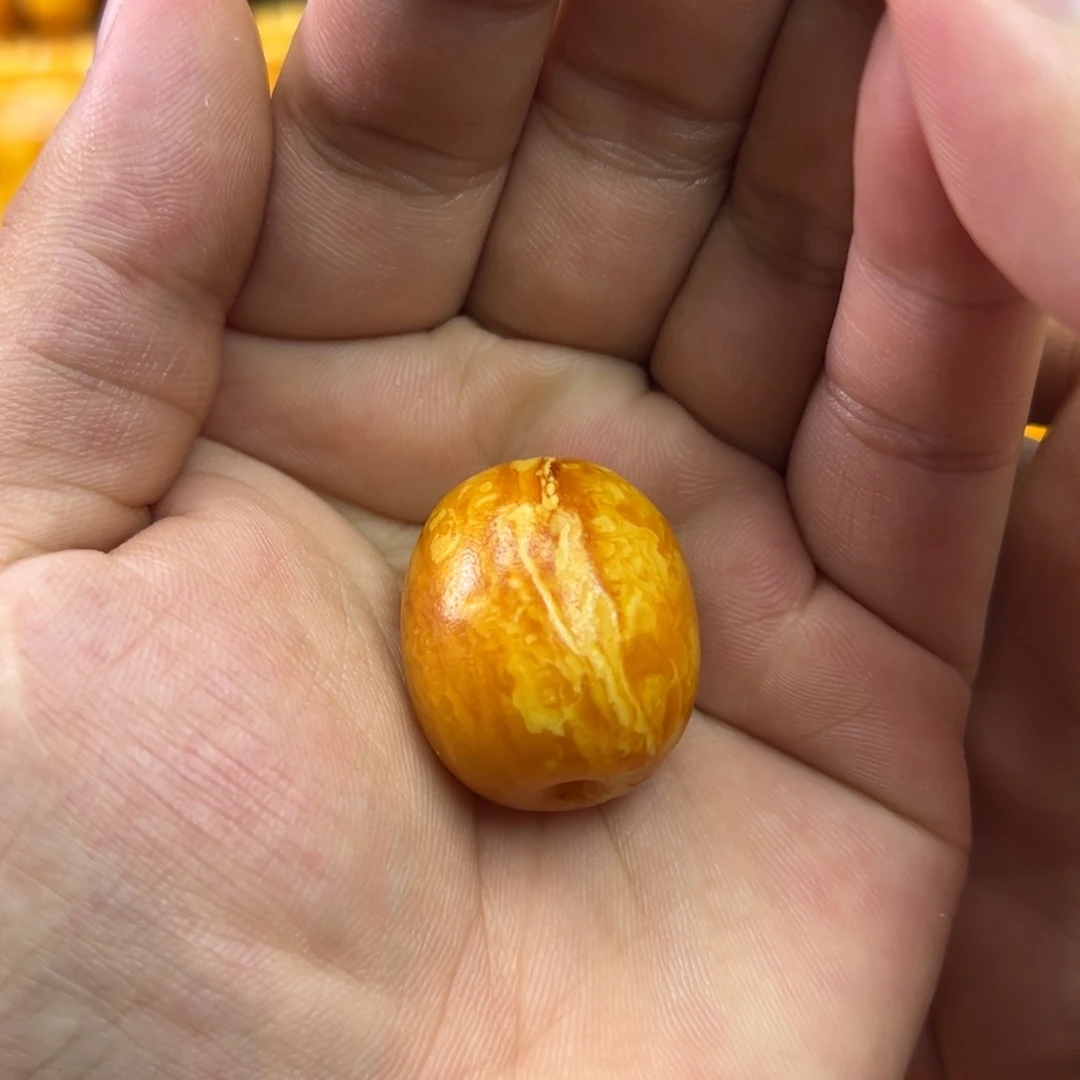 蜜蜡吊坠(不含链)未镶嵌