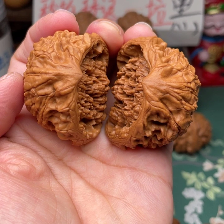 【闪购商品】把件文玩核桃45全品聚宝盆