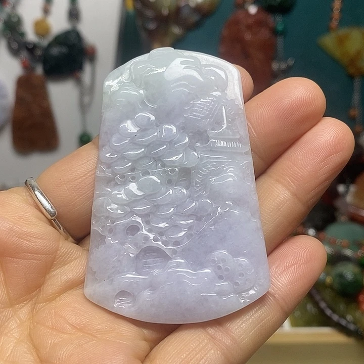 翡翠未镶嵌吊坠(赠链)