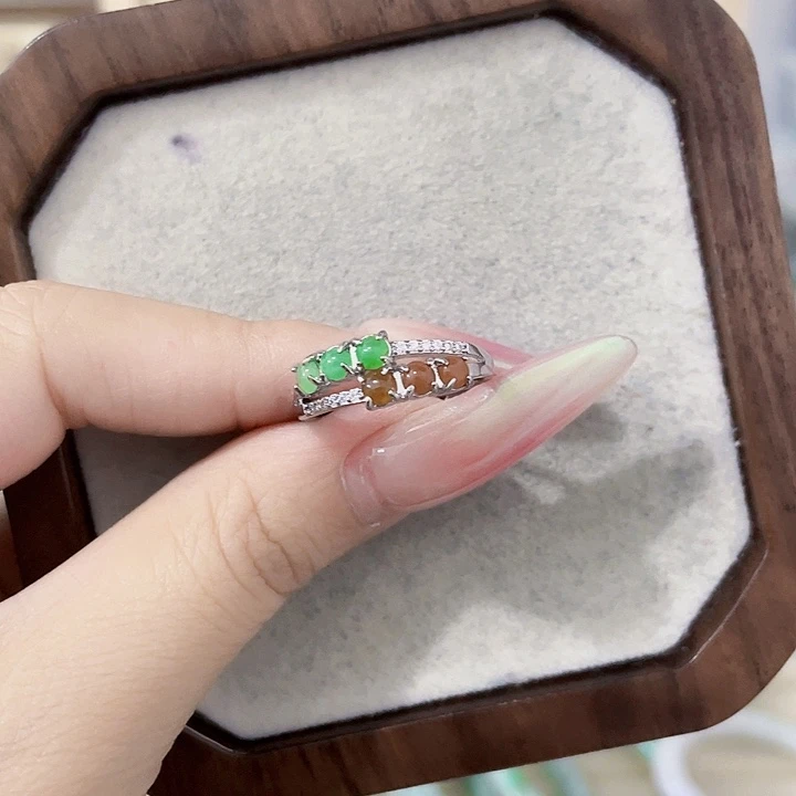 翡翠未镶嵌颈饰天然翡翠Ａ货