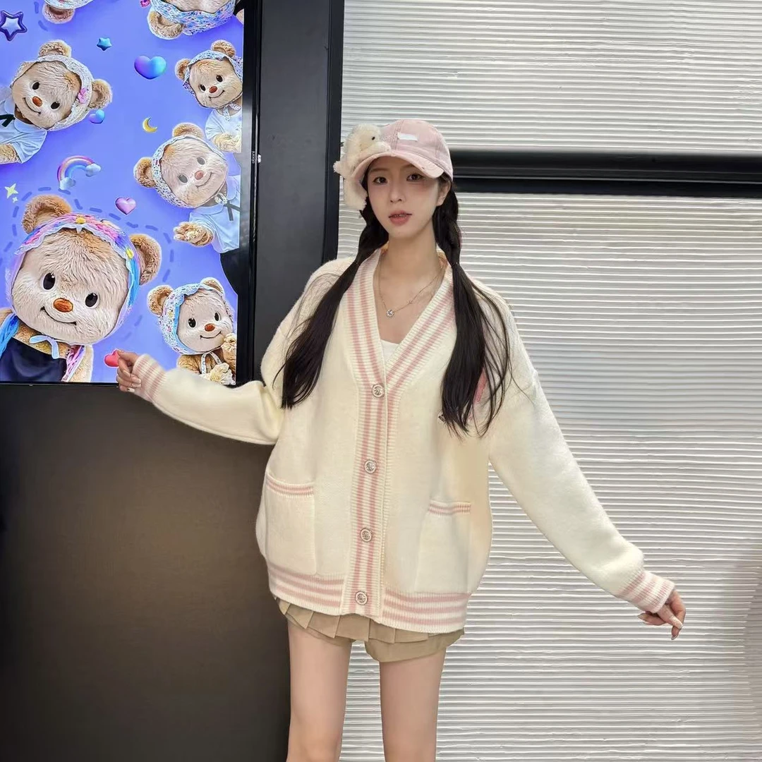 【光彩照人】不起球常规针织心形毛针织衫韩版卡通拼色上衣(163)