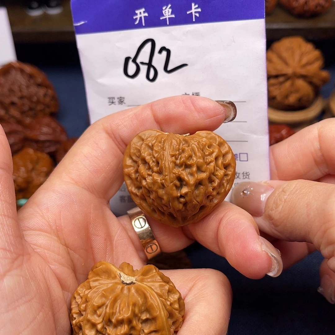 文玩核桃吊坠宫灯37+