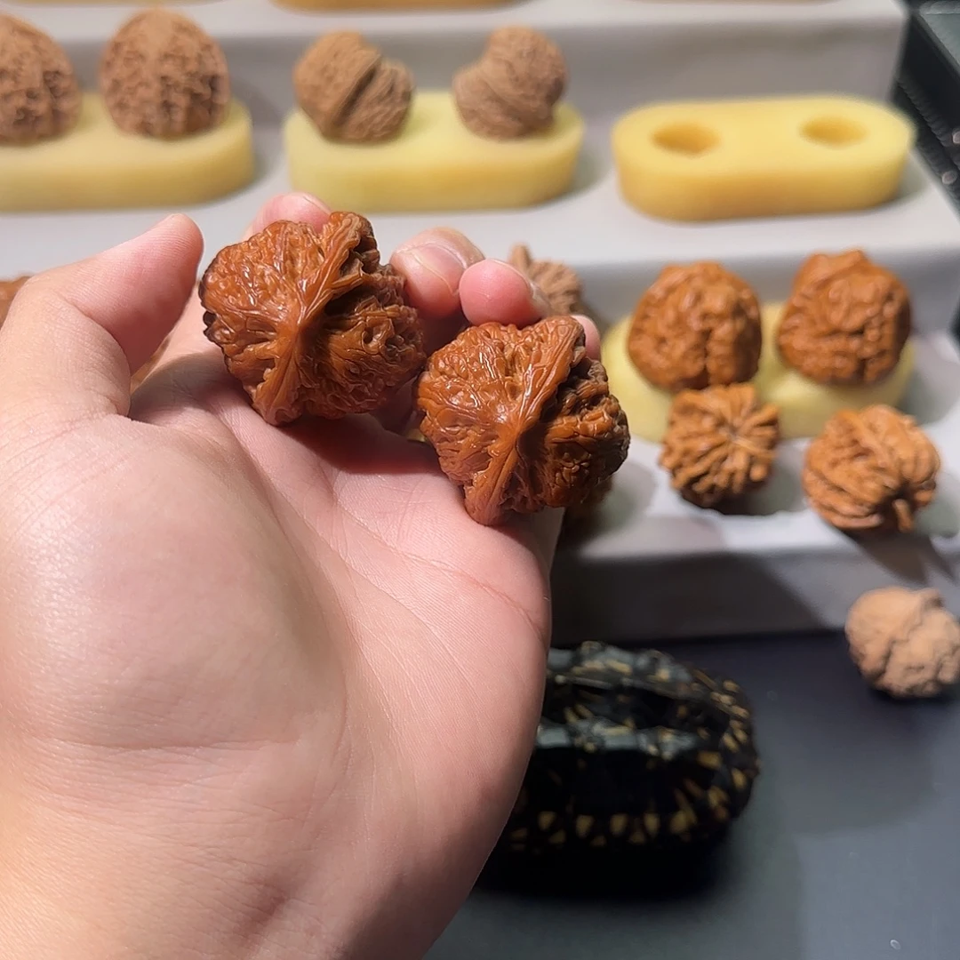 文玩核桃吊坠独家品种走色无敌