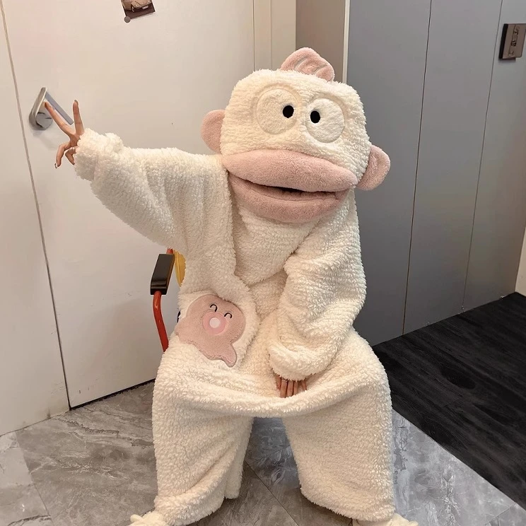 丑鱼睡衣珊瑚绒连体睡袍冬款女加厚加绒卡通搞怪家居服保暖