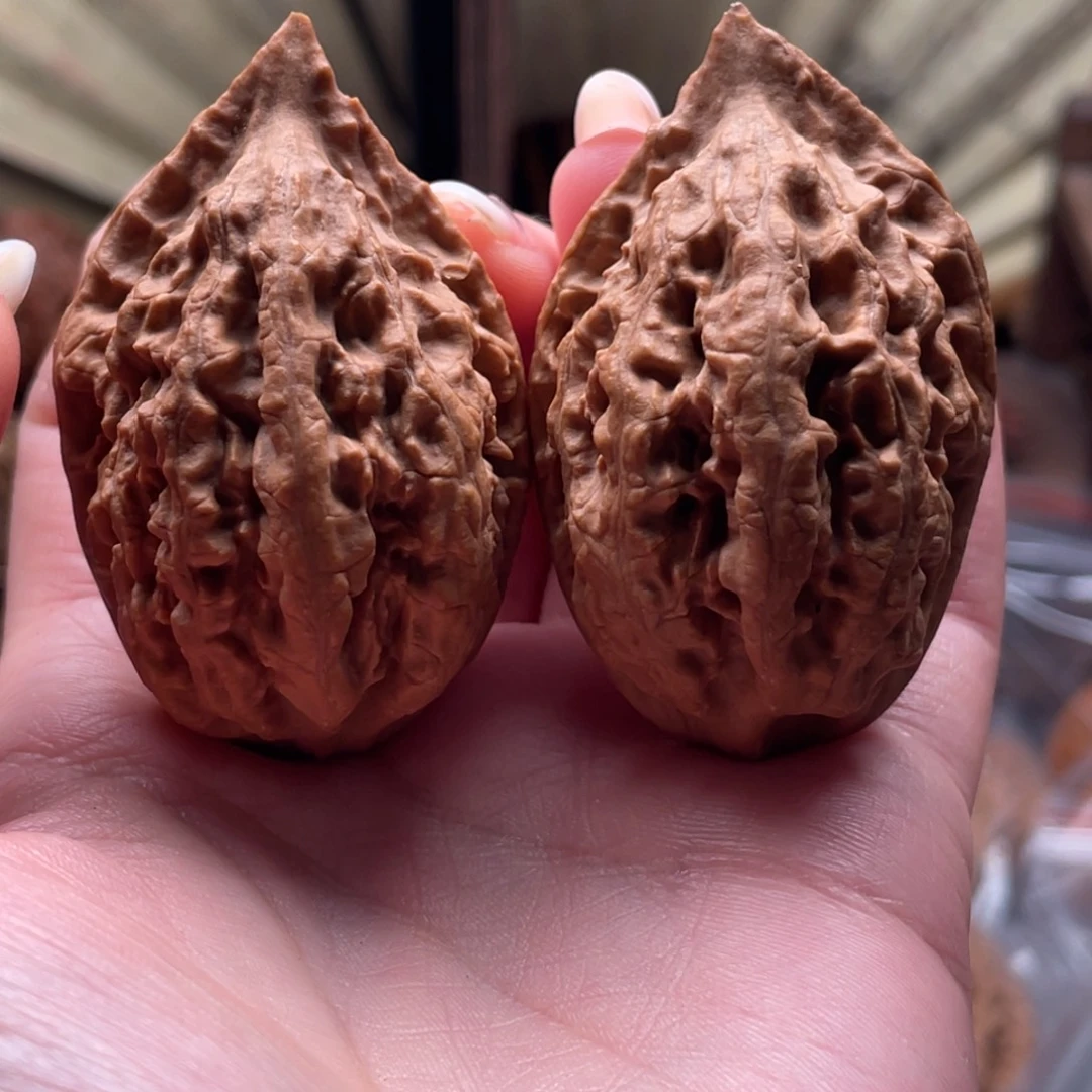 文玩核桃把件楸刀鱼11磕尖