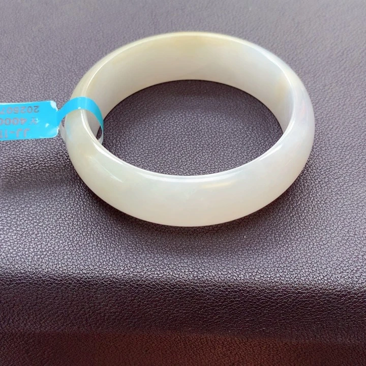 蘭***天翡翠手镯未镶嵌翡翠