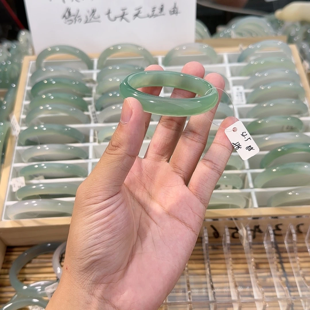 手镯玛瑙/玉髓未镶嵌圈口52.5