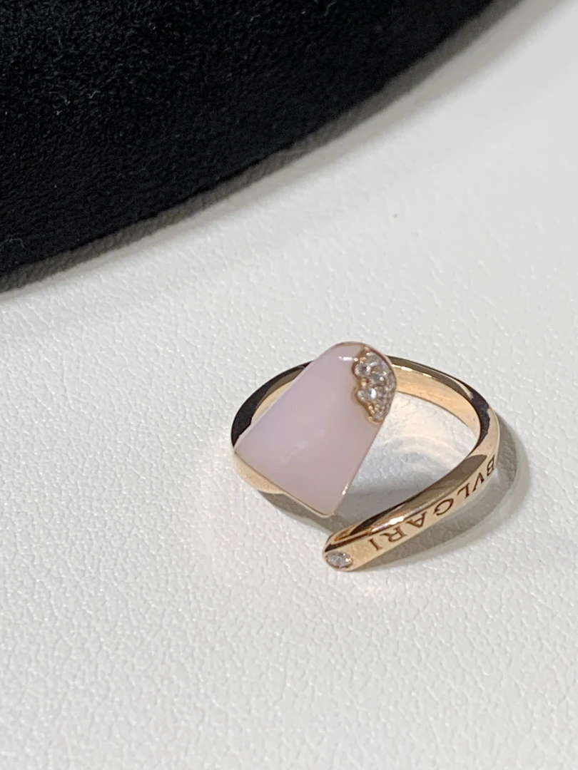 95新 BVLGARI/宝格丽 贝母冰淇淋戒指/13253186