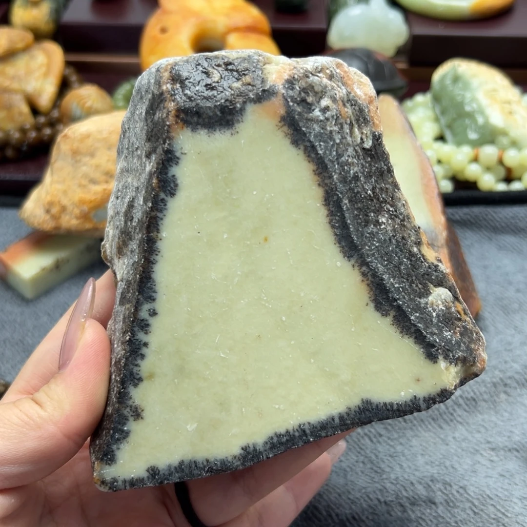 和田玉未镶嵌珠宝奇石