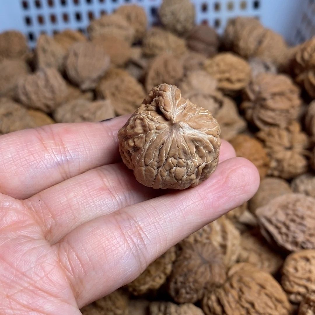 文玩核桃把件河*