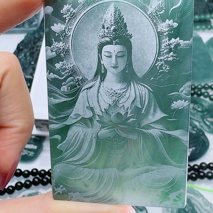 陈***爱翡翠未镶嵌颈饰1111