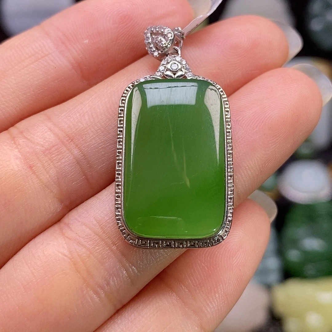 小***␄和田玉银S925镶嵌颈饰