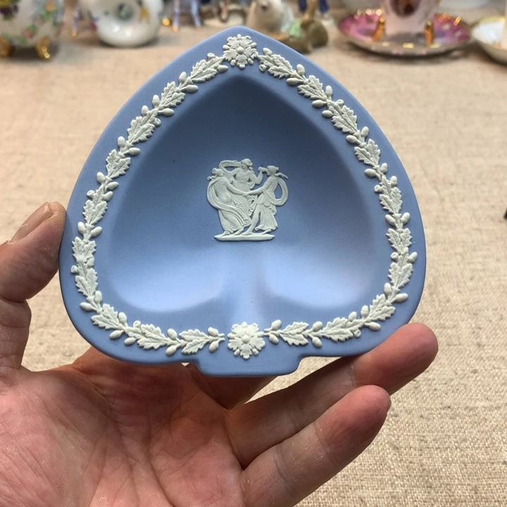 金瓷阁家的美丽瓷器
