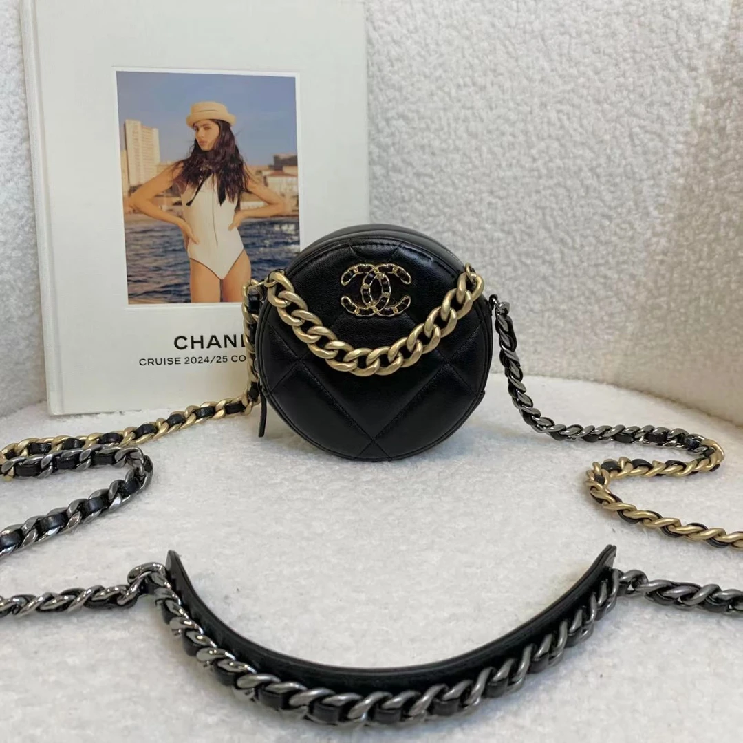 99新 Chanel/香奈儿 壹臻湘/黑金羊19bag圆饼包 31开 76020402