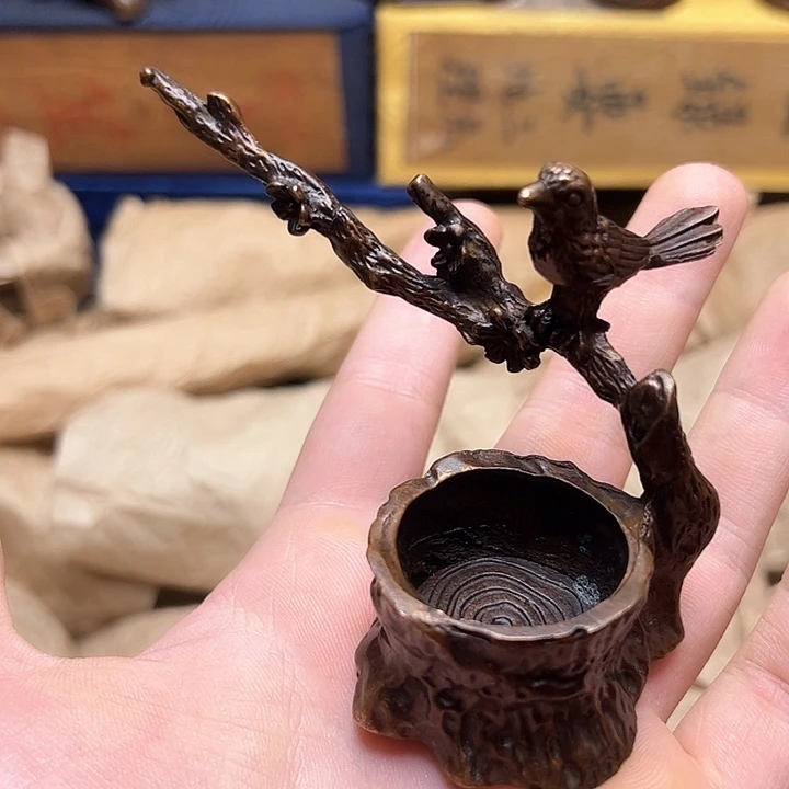 文玩铜器做工精良
