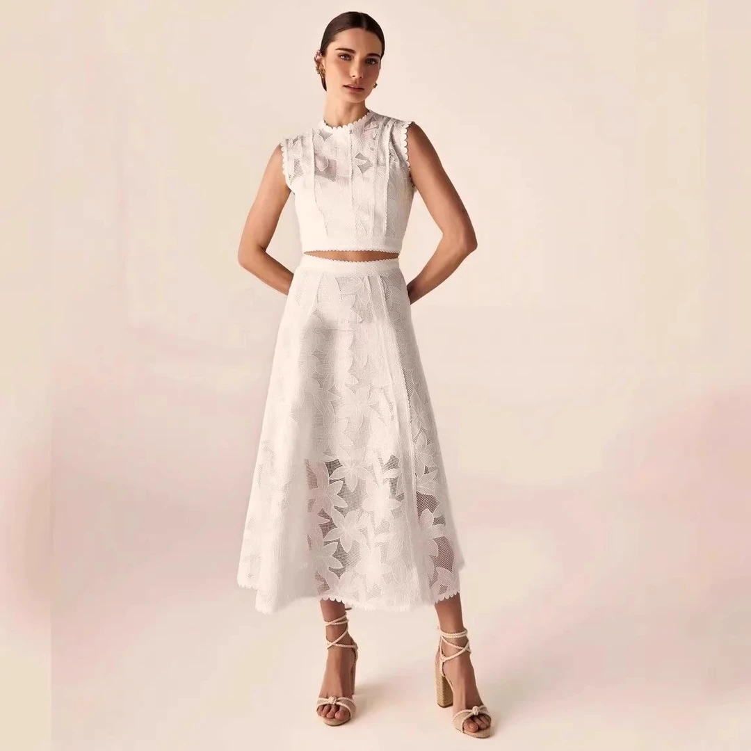 2025年夏越南圆领花边拼接刺绣无袖上衣+绣花字裙越南小众连衣裙