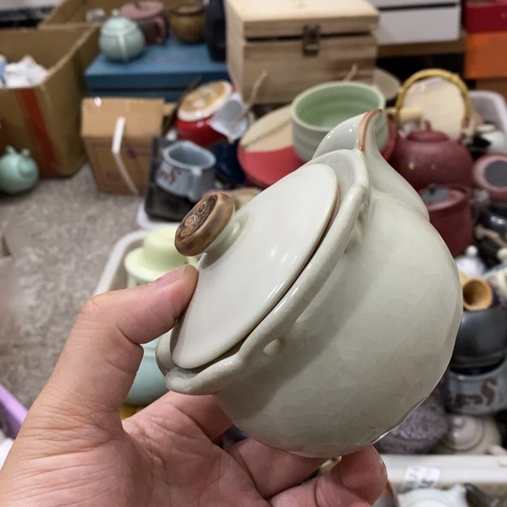 陶瓷艺术品及陶瓷壶壶