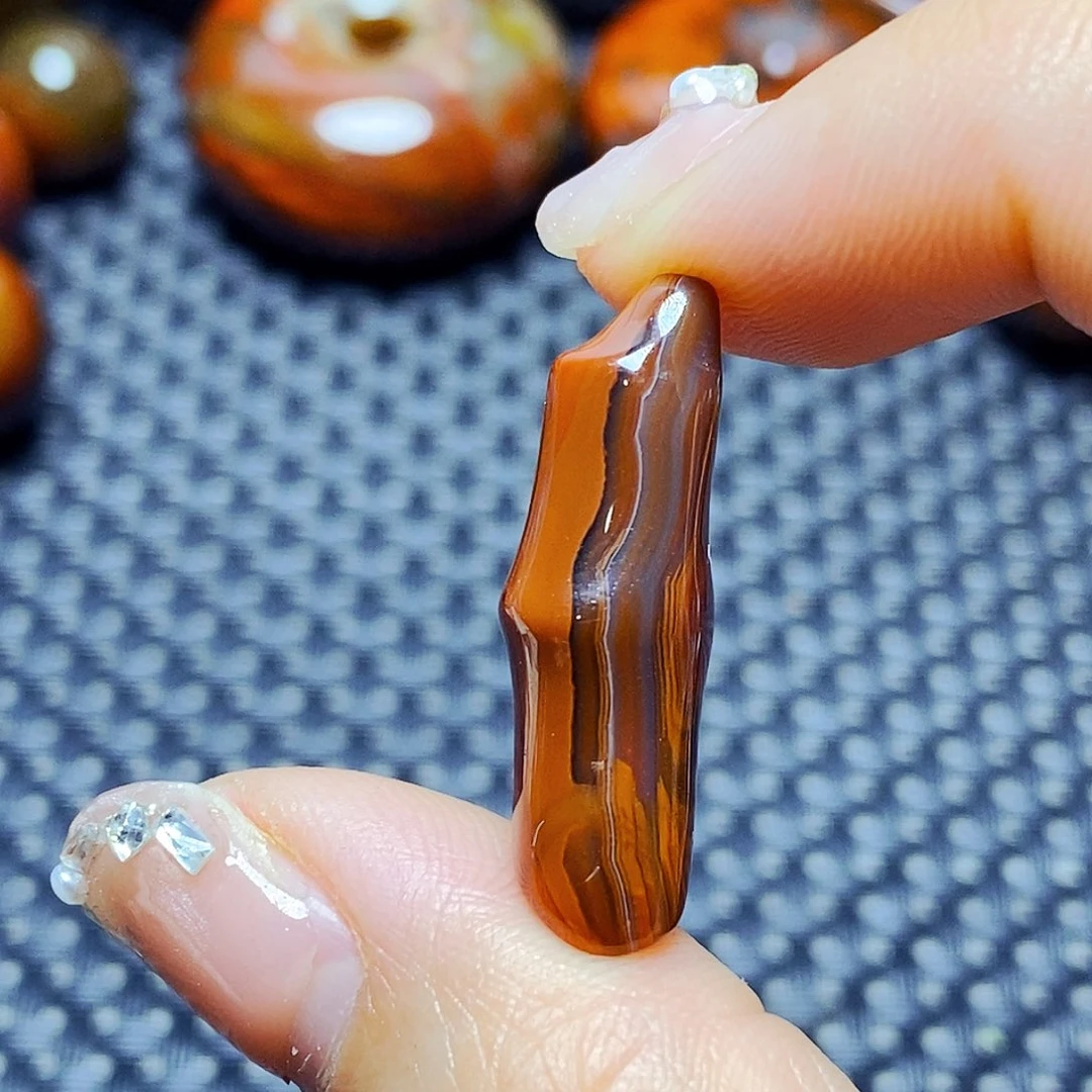 未镶嵌颈饰玛瑙/玉髓明****糕