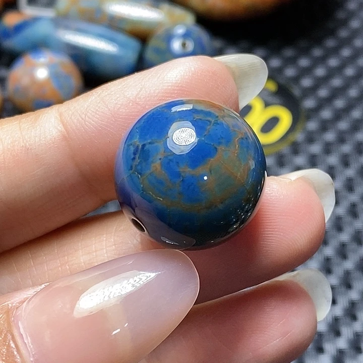 有***人未镶嵌颈饰玛瑙/玉髓