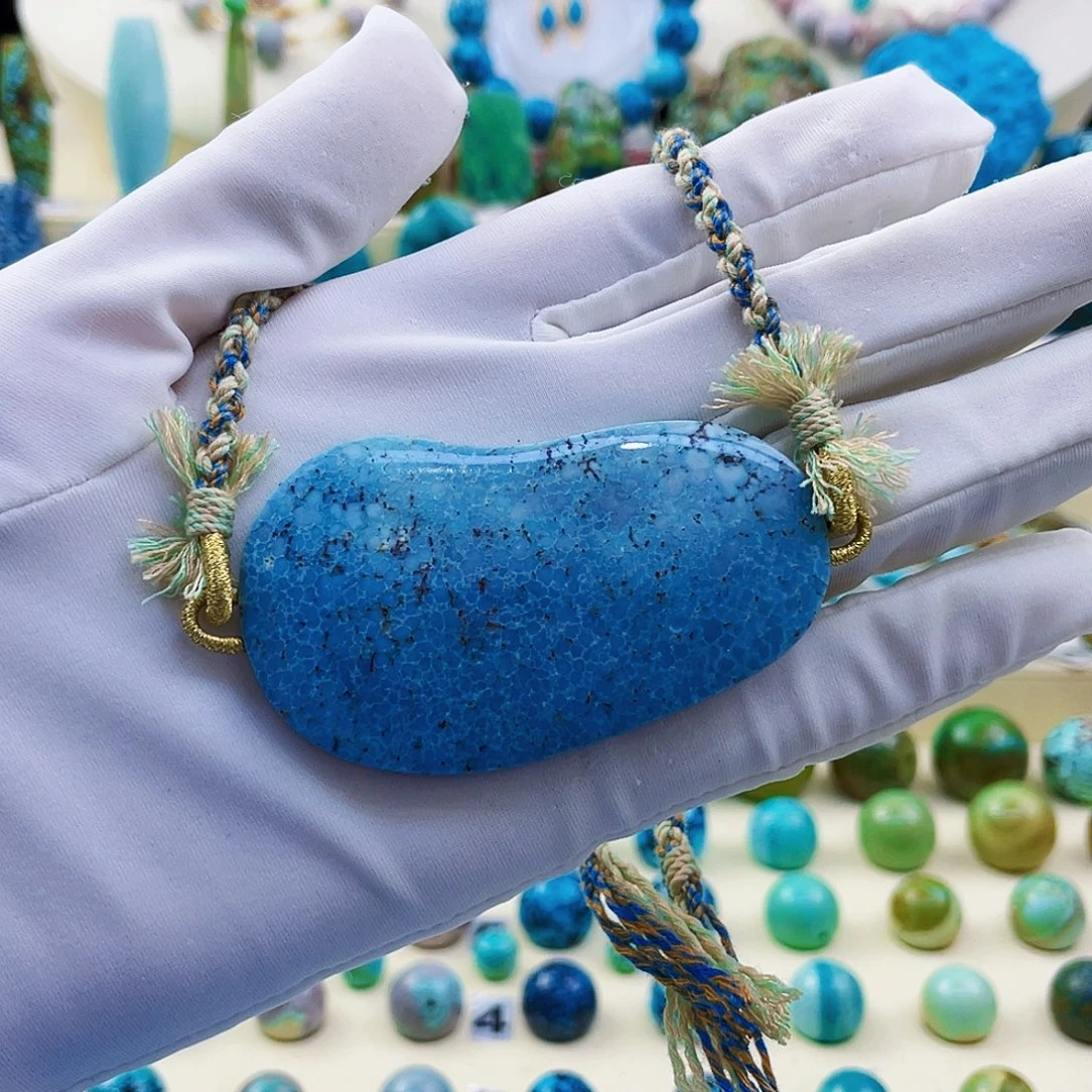 未镶嵌绿松石绿松石未镶嵌挂件