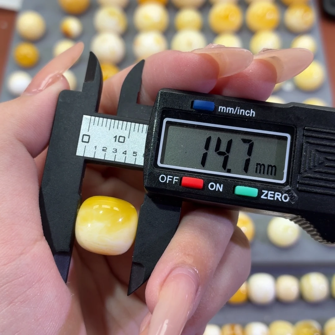 琥珀未镶嵌裸石老型