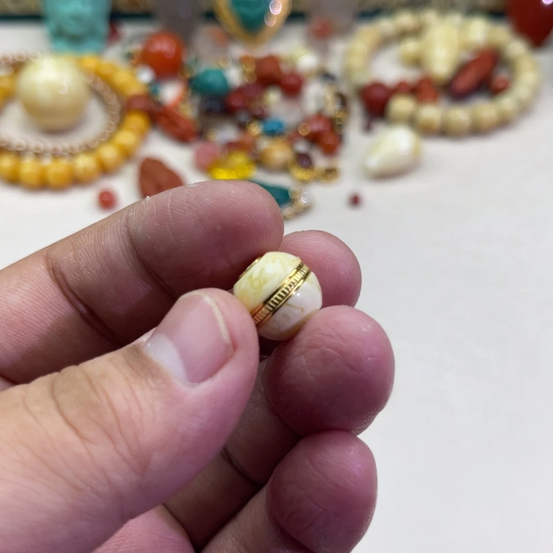 南红玛瑙未镶嵌珠宝奇石32