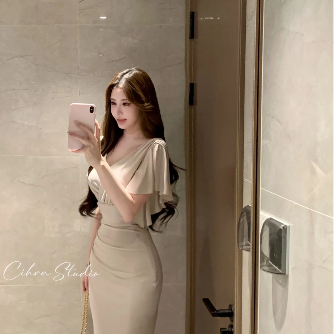 Cihra 【浪漫西西里】温柔风荷叶边V领修身连衣裙捏褶遮肉包臀裙女