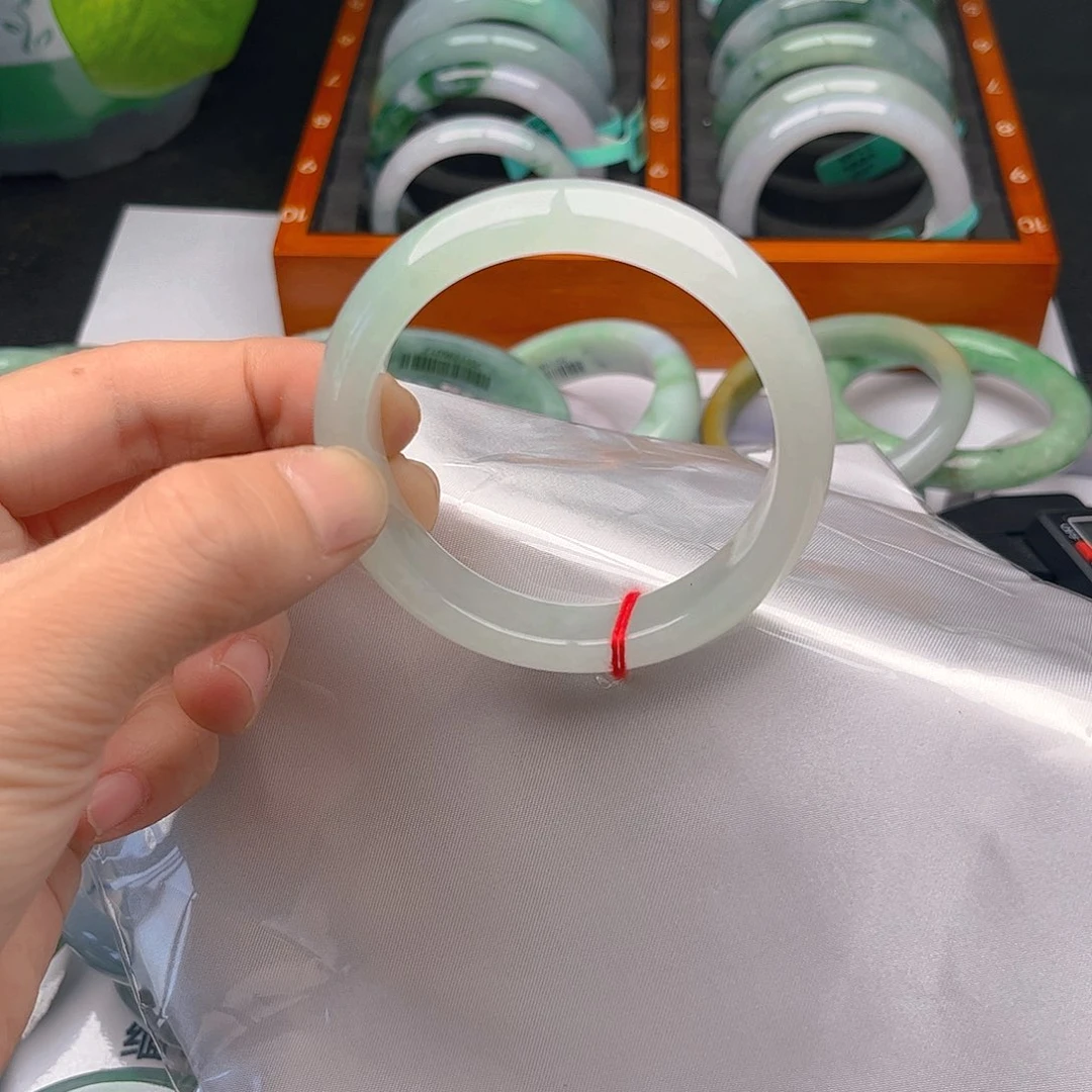 未镶嵌手镯翡翠小**绵53. 54