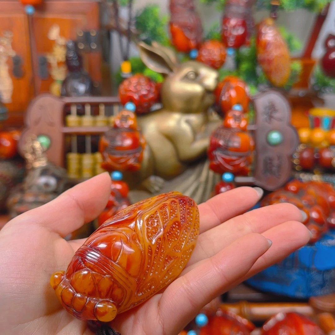 琥珀裸石未镶嵌手把