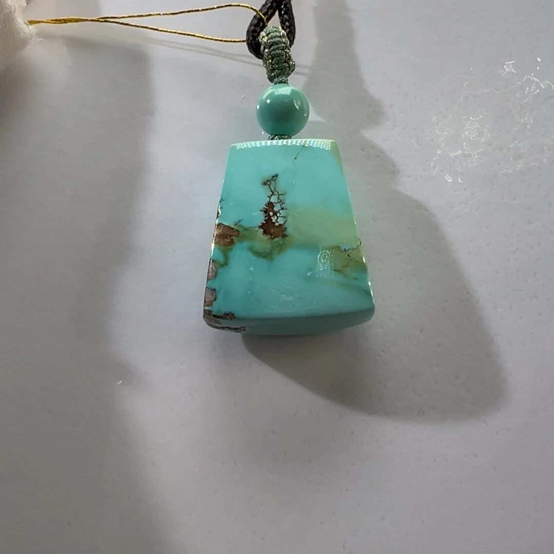 绿松石未镶嵌挂件