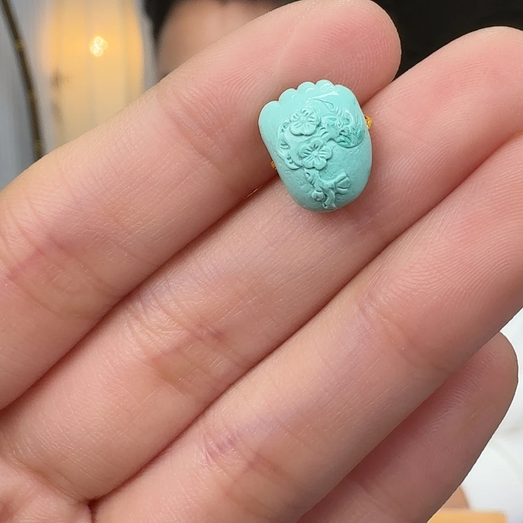 绿松石未镶嵌挂件