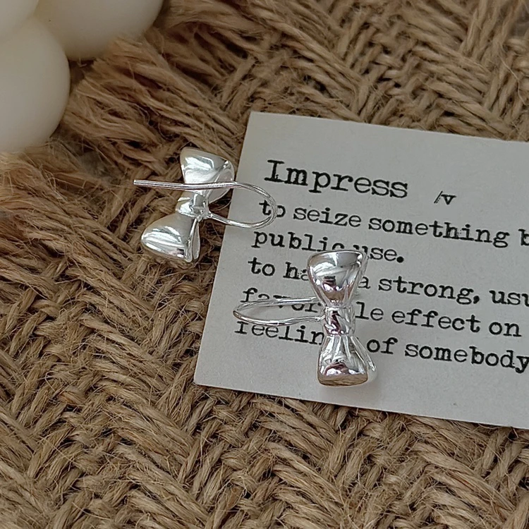 925银耳饰 日韩时尚百搭法式ins蝴蝶结银耳饰