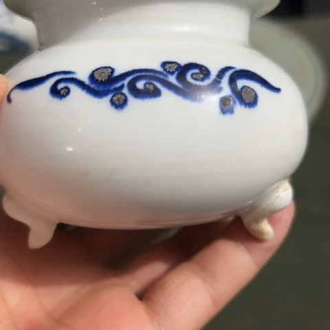 祥***A瓶陶瓷一个一个一块．